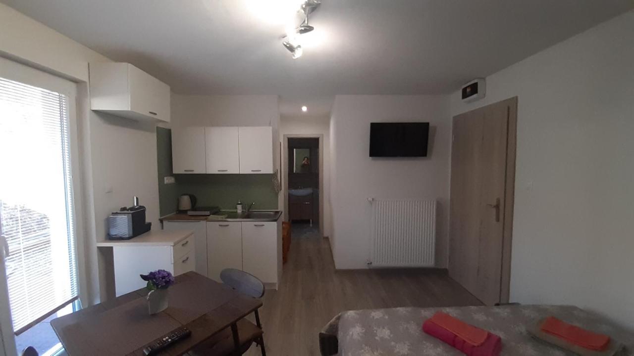 Bike Apartments 1 Hodrusa Экстерьер фото