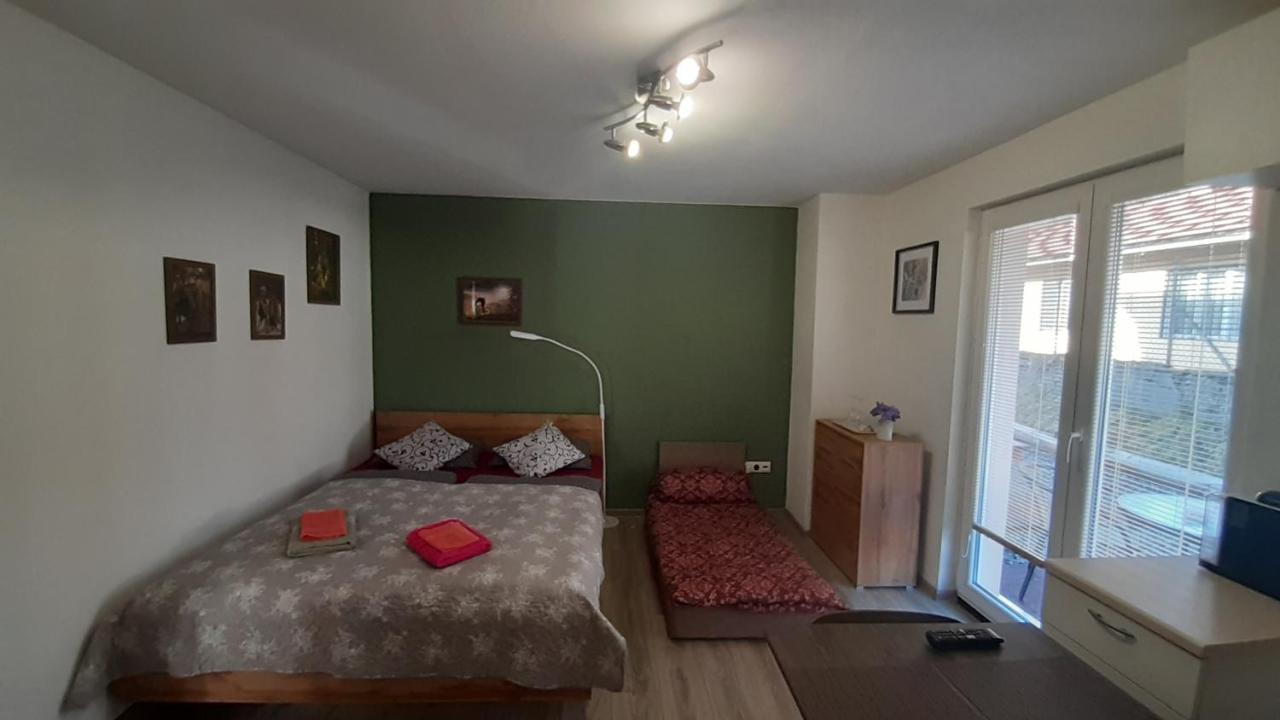 Bike Apartments 1 Hodrusa Экстерьер фото