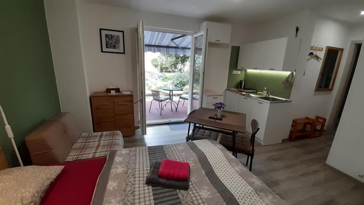 Bike Apartments 1 Hodrusa Экстерьер фото
