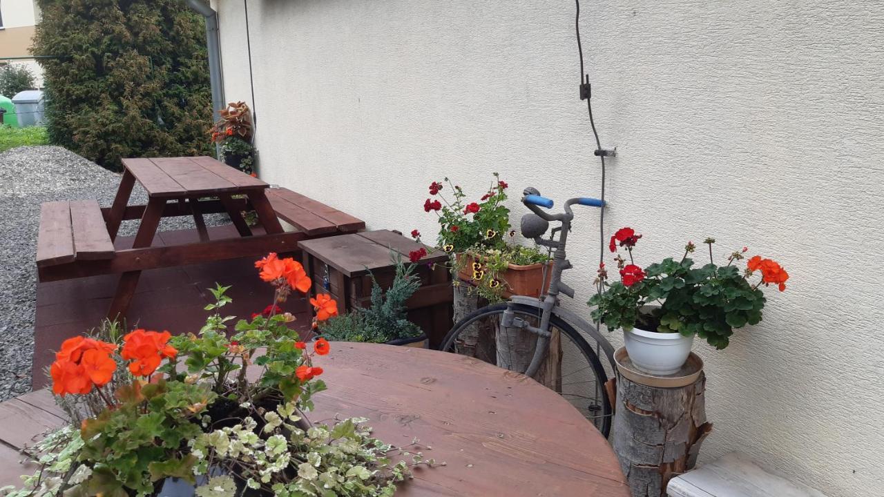 Bike Apartments 1 Hodrusa Экстерьер фото